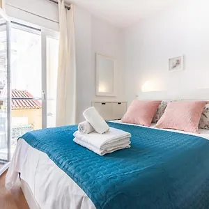https://sea-wave-aq-boutique-apartment.es-andalucia.com