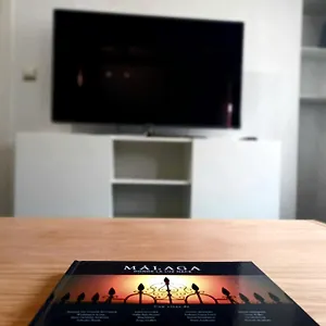 https://apartamento-vacacional-cuarteles.1costadelsol.com